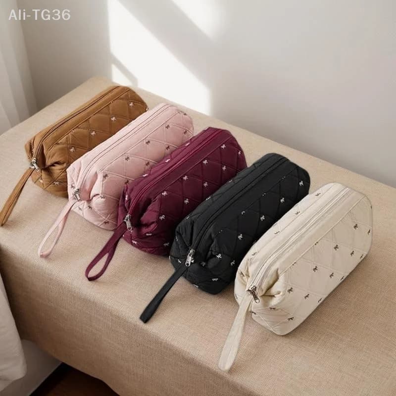 Women's hair dryer bag, for travel, nice bag for cosmetics with waterproof zipper, bow embroidery, quilting, for xkdae hair tools
