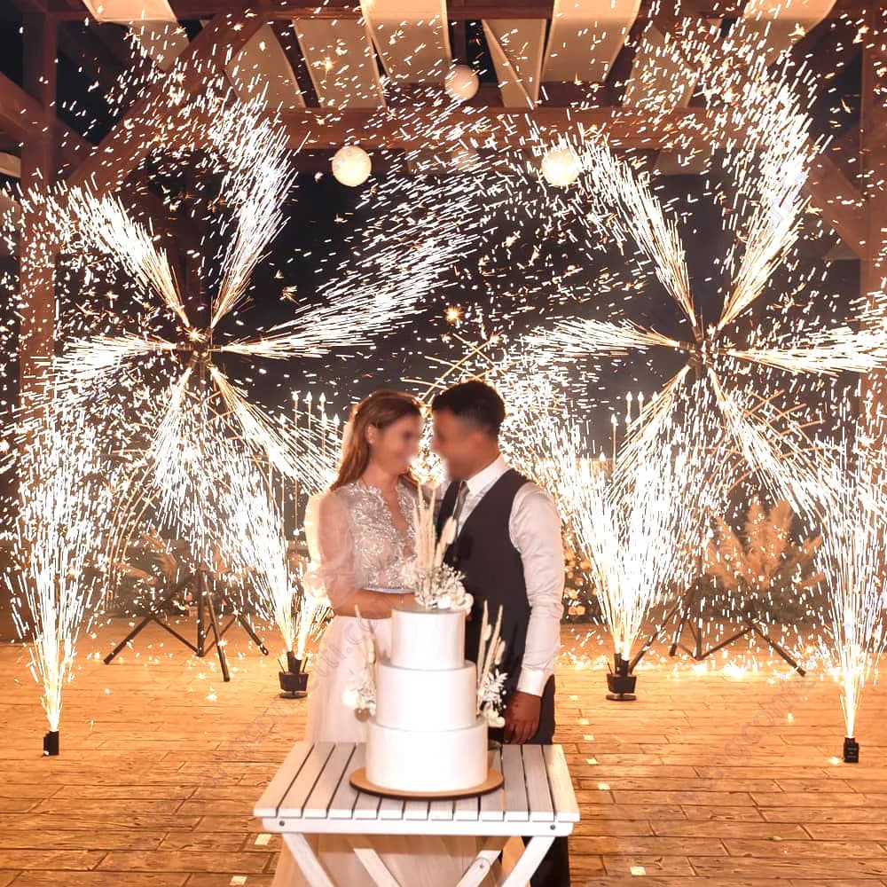 Effetto luce Macchina a fiamma fredda Doppia ruota Rotante Decorazioni per matrimoni Mariage Party Baby Shower Decorazione Anniversaire Sposa Pyro