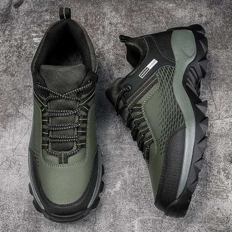 Stivali da uomo Scarpe da ginnastica da esterno Scarpe da uomo 2024 Nuova moda maschile Calzature casual Comode Tenis Masculino Botas Scarpe da ginnastica da uomo