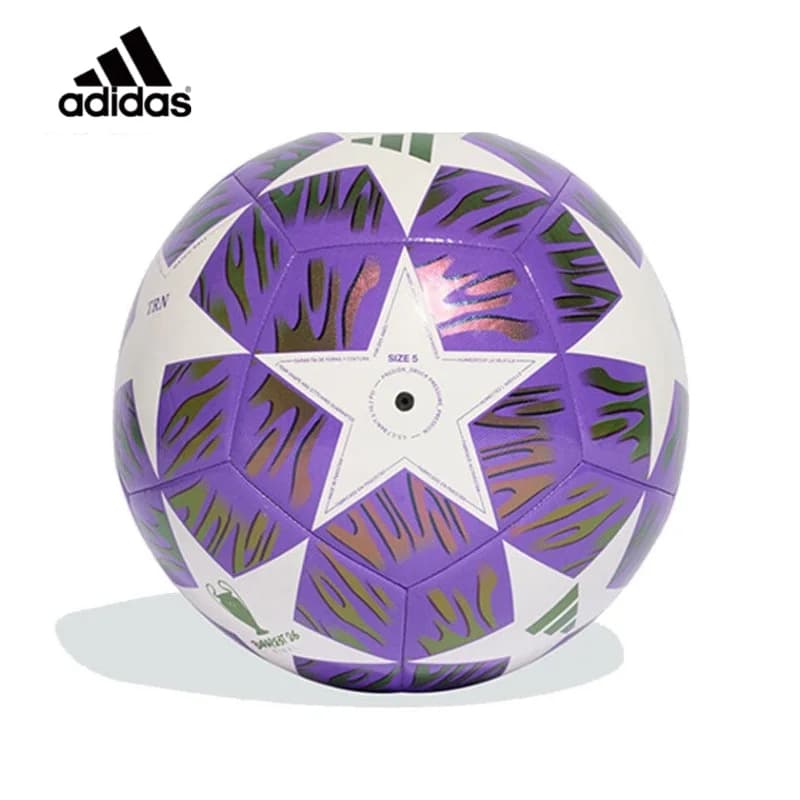 Abbigliamento sportivo e casual da calcio Adidas per uomo e donna JX9089