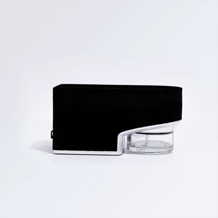 Car Air Grip Odore Deodorant For Car Diffuser Fragrance Diffuser Aromatherapy Spray Humidifier Diffuser of essential oils