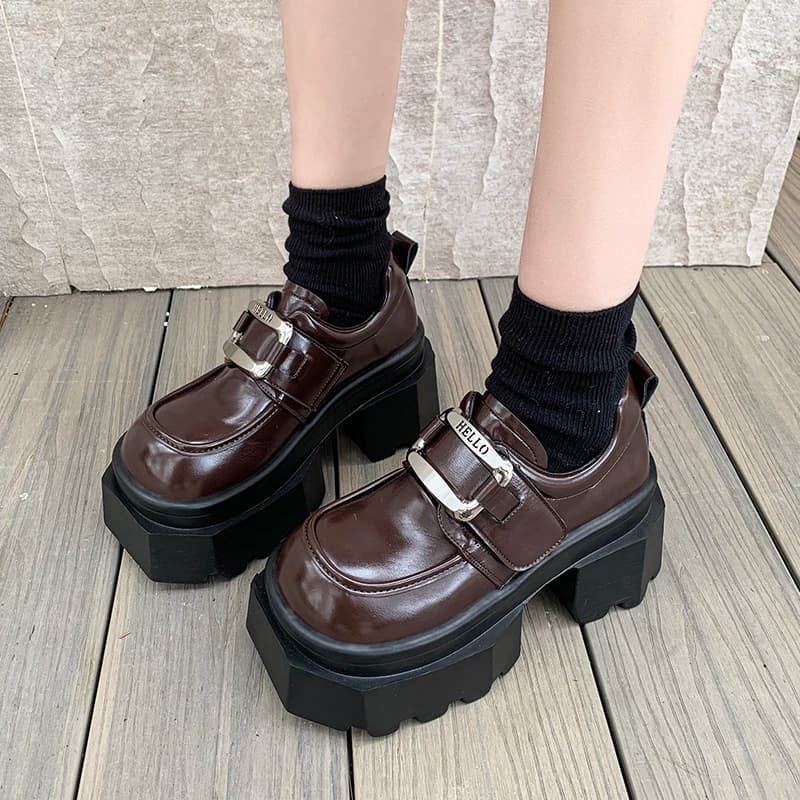 Mocassini con plateau da 9 cm per donna Stilista con suola spessa Scarpe casual da donna Comode fibbia per cintura in pelle Mary Jane Tacchi alti