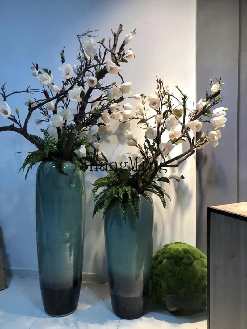 FG Grande albero di magnolia dal pavimento al soffitto Combinazione floreale Angolo dell'hotel Attrazione Zen Ufficio vendite Hall Fiore Pendolo