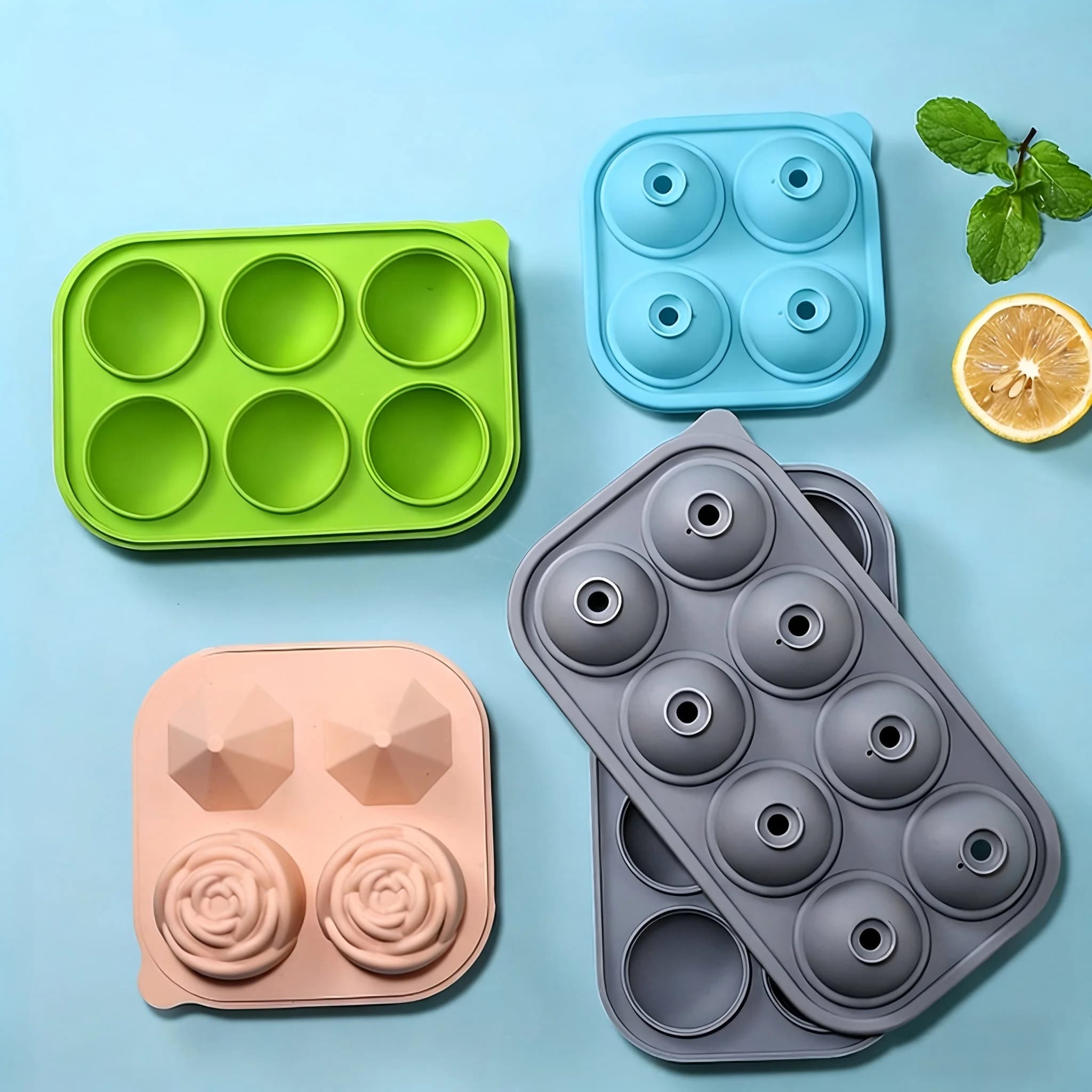 Stampi per palline di ghiaccio in silicone a 4, 6 e 8 fori, stampi per cubetti di ghiaccio rotondi a forma di diamante e rosa con coperchi