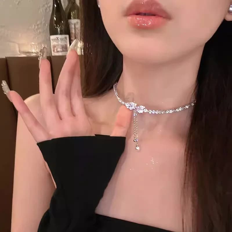 Butterfly‑Knot Necklace, Luxury Minimalist Design for Women, 2026 New Hit Item, Premium‑Sense Clavicle Chain, Neck Chain, Choker for Evening Dresses