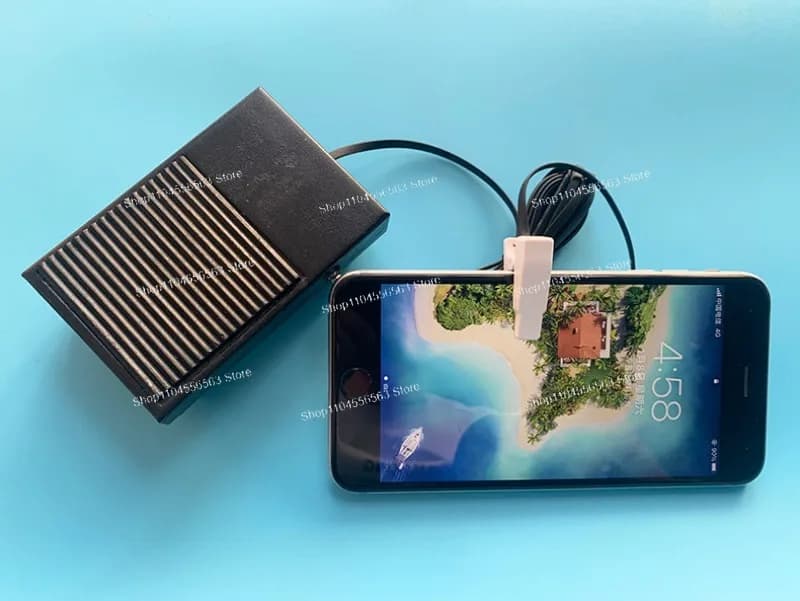 Pedale per Giochi Mobile: Pulsante a Pedale con Connessione a un Clic per Schermo, Compatibile con Smartphone, Tablet e iPad (Applicabile a App di Gioco)