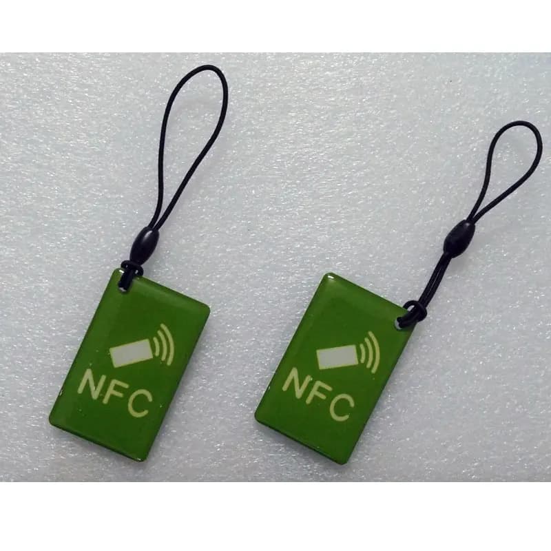 Smart card RFID da 13,56 mhz con etichette NFC impermeabili da 10 pezzi per tutti i telefoni abilitati NFC
