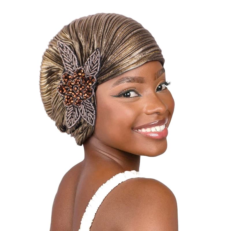 Nuovo Fiore di Strass Turbante Per Le Donne Elegante Pieghettato Teschio Cap Musulmano Hijab Cappello Headwraps Elastico Ramadan Berretti Chemio Cap