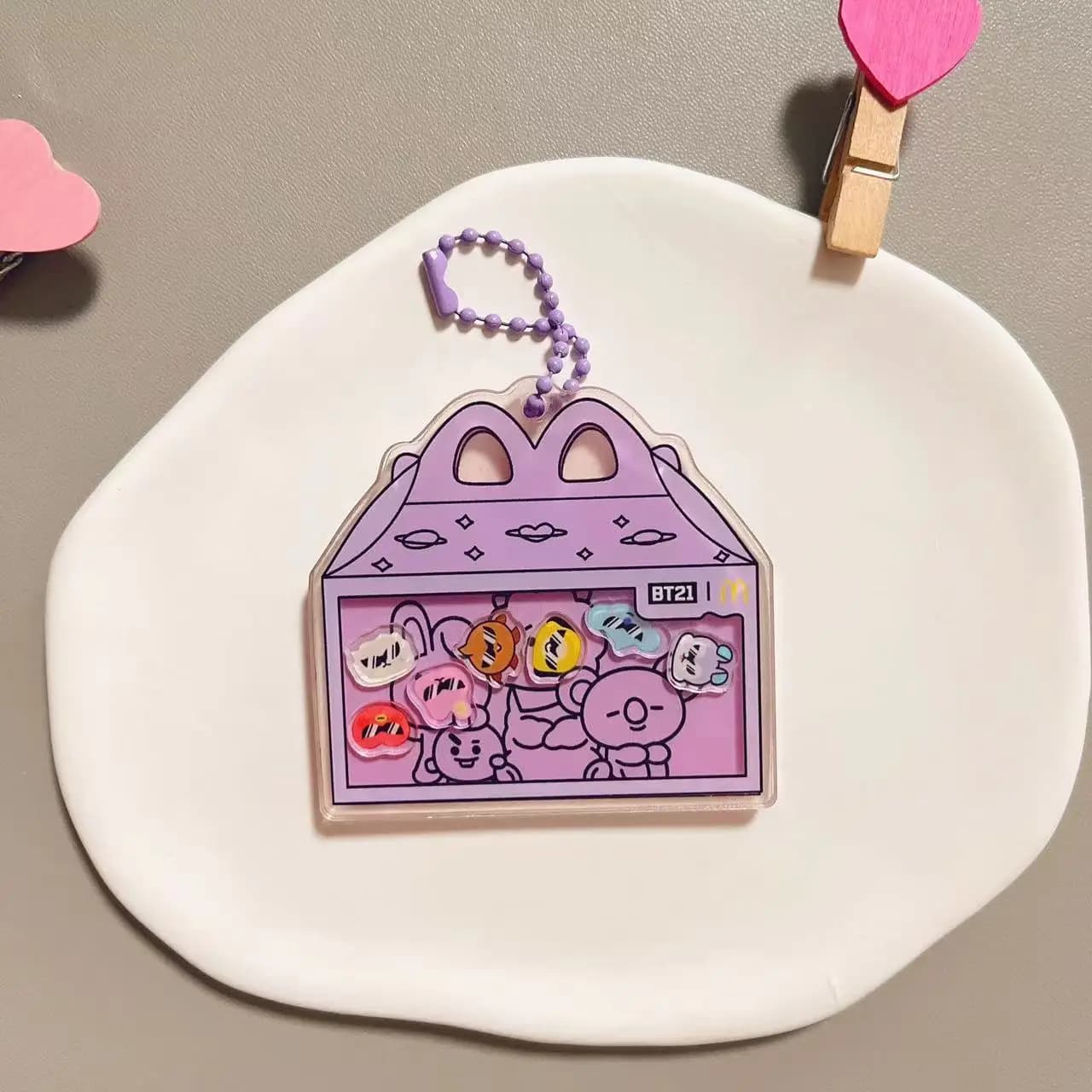 BT21 Shaky Acrylic Keychain DIY Cute Peripheral Backpack Keychain Holiday Party Gift Accessories Cartoon Creative