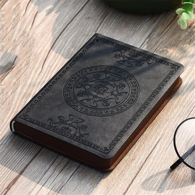 1 Piece New Leather notebook with Vintage Pattern, Diary, Notepad, Item of Chancellery, Gift