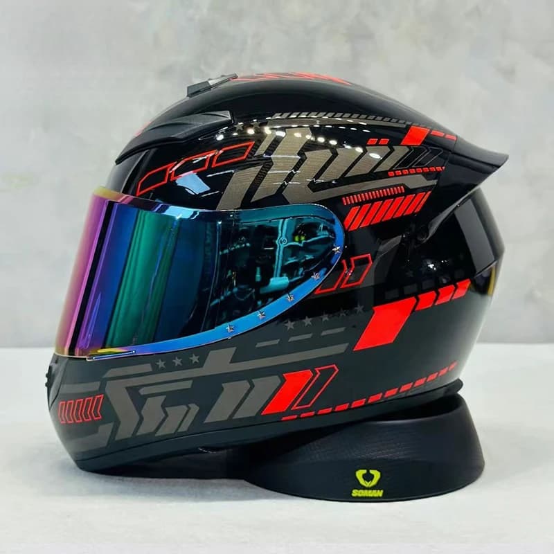 Red Pluse Superior Comfort integral motorcycle helmet with breathable lining and adjustable ventilation for everyday pendulums