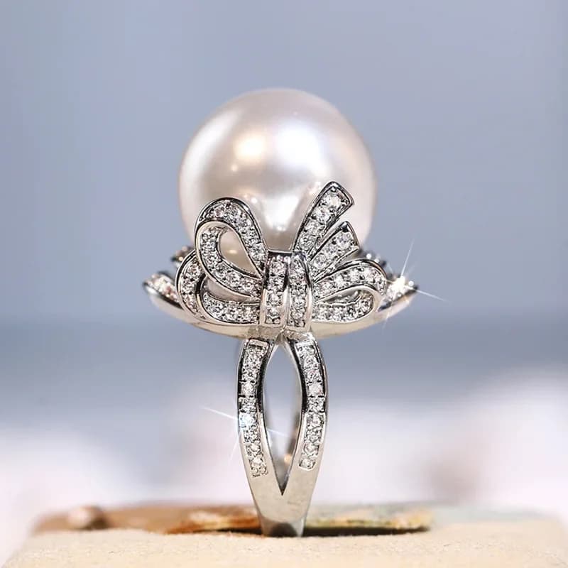 New European and American Luxury Style Ring 2026, Design with Pearl Bow, Elegant Jewel and Fashion