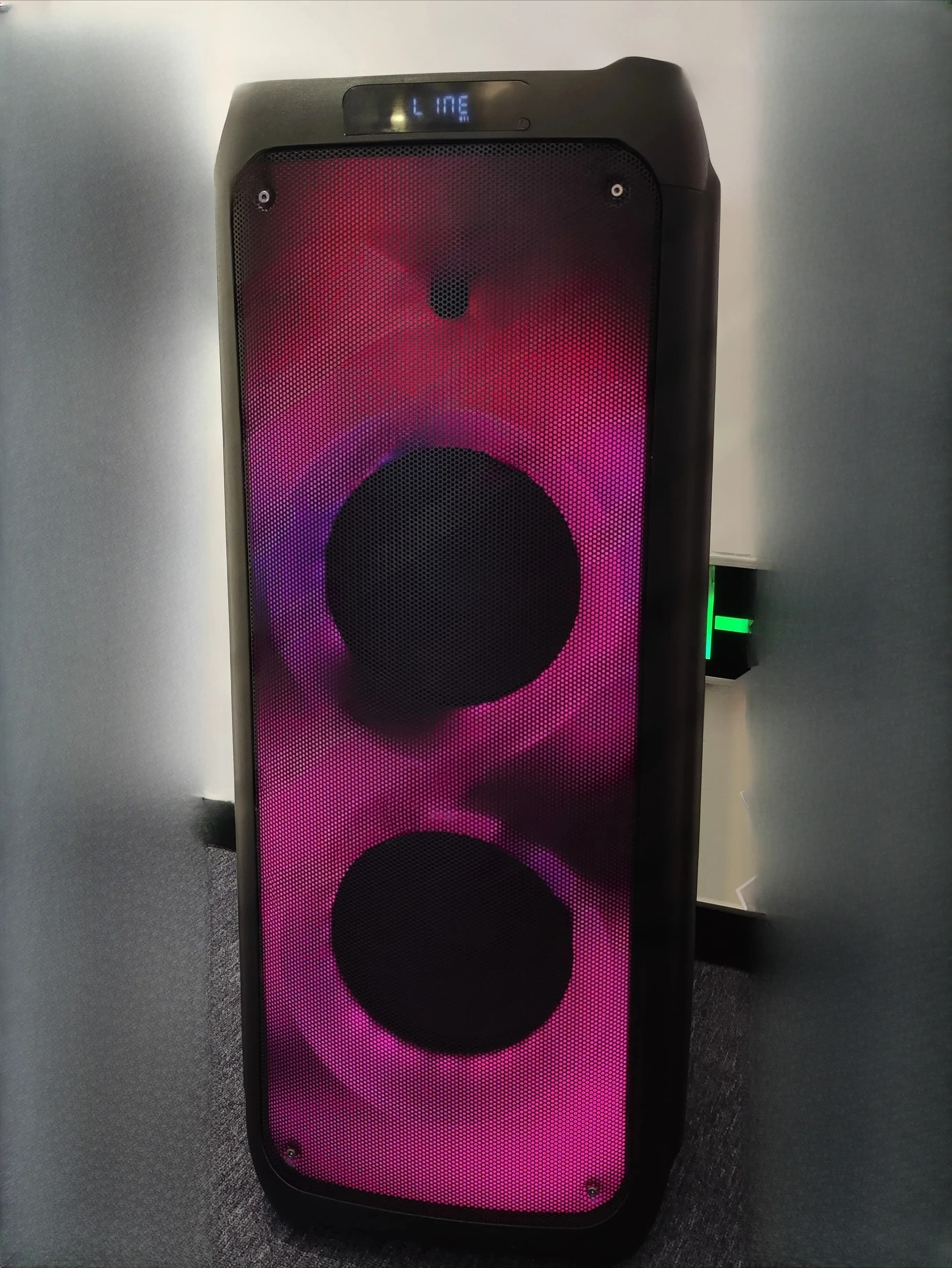 Yunou52 Negozio, appositamente realizzato in Cina Potenza di vendita calda della fabbrica di altoparlanti wireless Bluetooth TWS