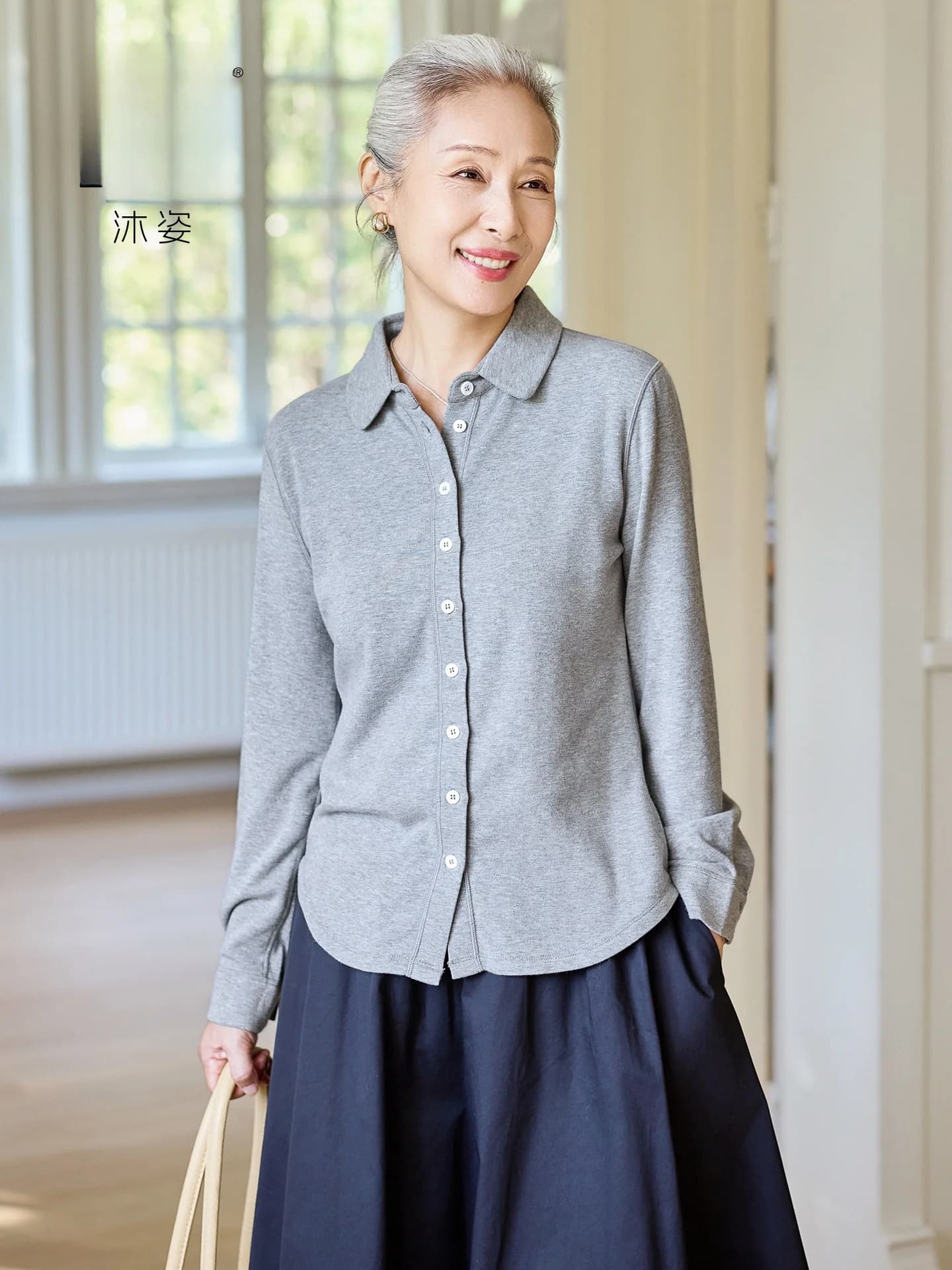 Muzhi Casual Long Sleeve T-Shirt Shirt Thin Middle-Aged And Elderly Spring Clothing Mom Early Spring Casual Shirt Cotton Rayo...