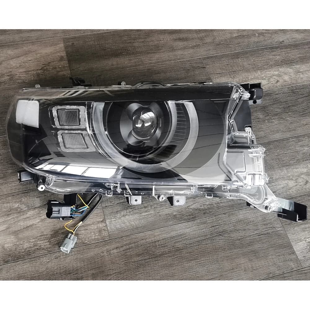 Accessorio auto per Toyota Land Cruiser FJ200 2016-2021 Fari DRL Day Run Light LED Full LED Fendinebbia LC200 Lampada frontale