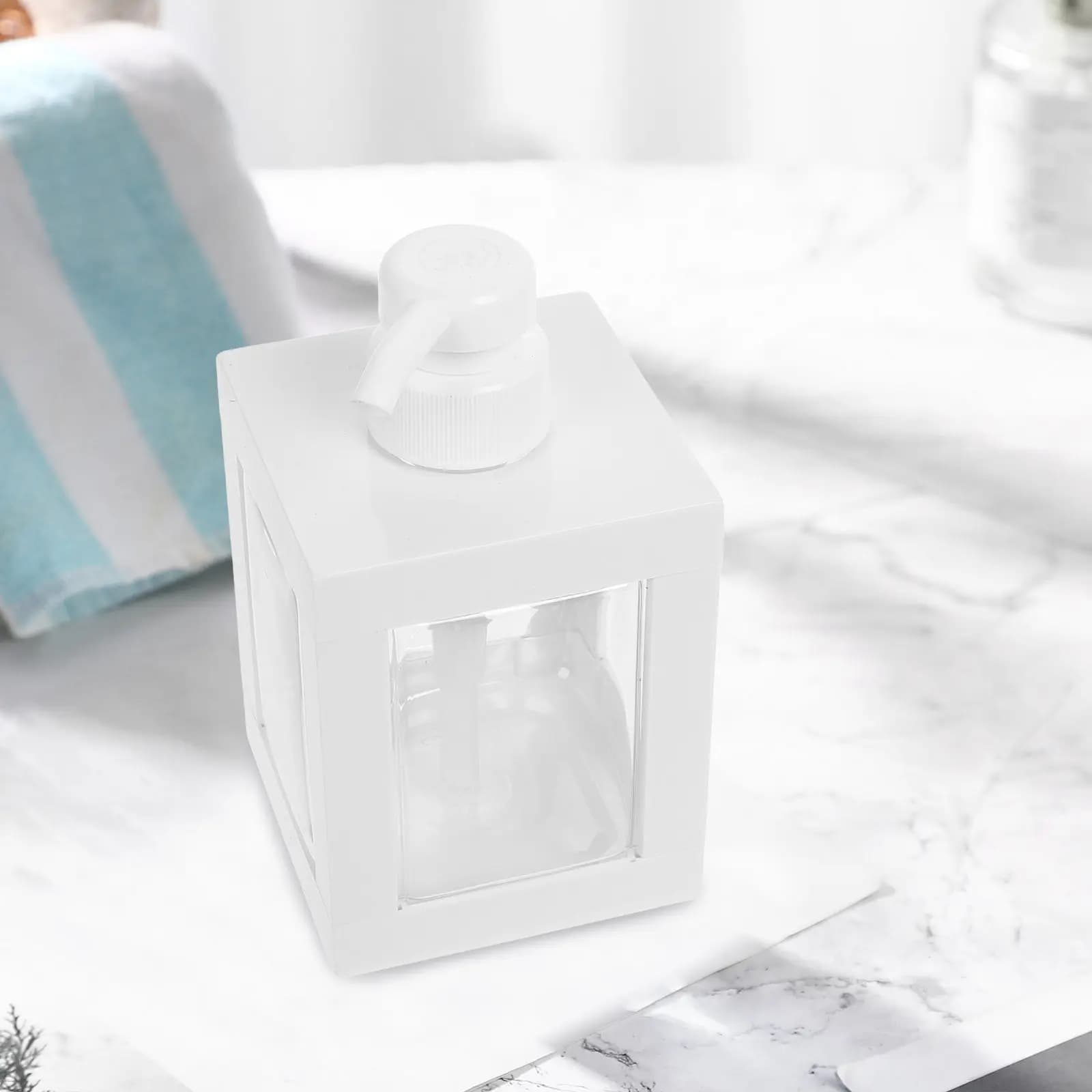 Flacone dosatore quadrato trasparente ricaricabile da 500 ml con pompa per shampoo, balsamo, olio corpo, lozione, sapone liquido, da viaggio, palestra, bagno