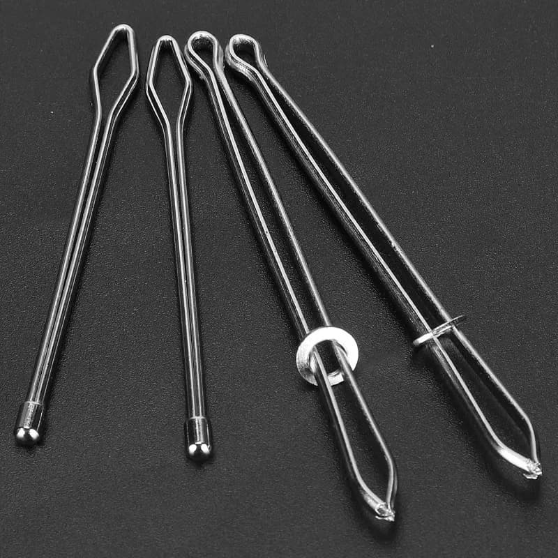 Set di 4 Utensili per Infilare Cinghie, Accessori per Cucito Fai-da-Te, Cinghia Metallica con Ago Guida, Adatti per Macchine da Cucire Domestiche