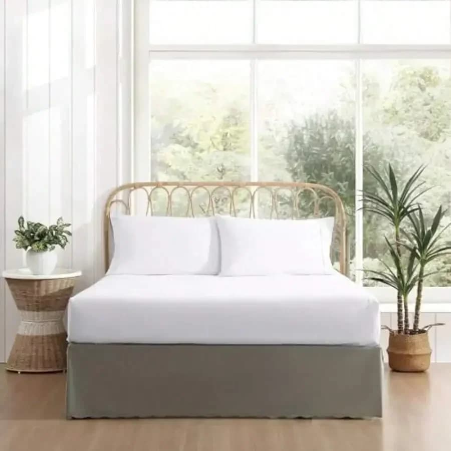 Gonna per letto matrimoniale 100% cotone su misura con angoli divisi, verde e bianco tinta unita