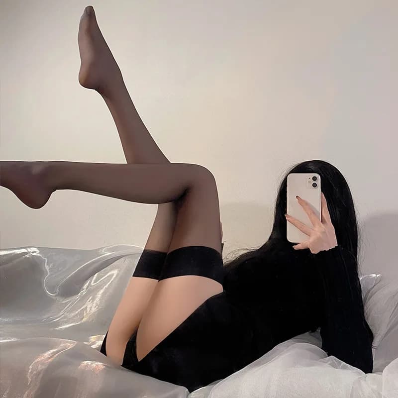 Calze con bordo rosso, calze trasparenti antiscivolo, calze a tubo sexy ultrasottili, bellissime gambe che si sfiorano