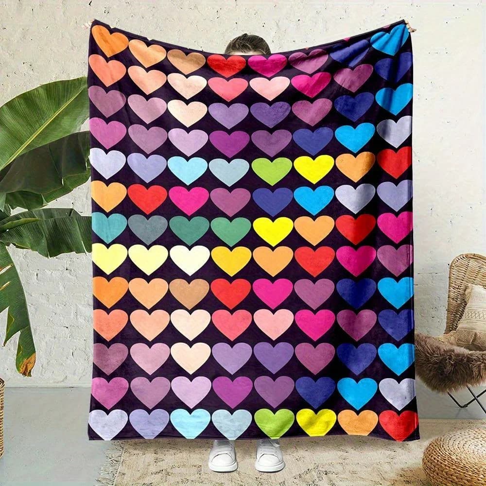 vibrant heart-shaped pattern Flannel printed blanket suitable for all seasons suitable for living room office sofa and travel