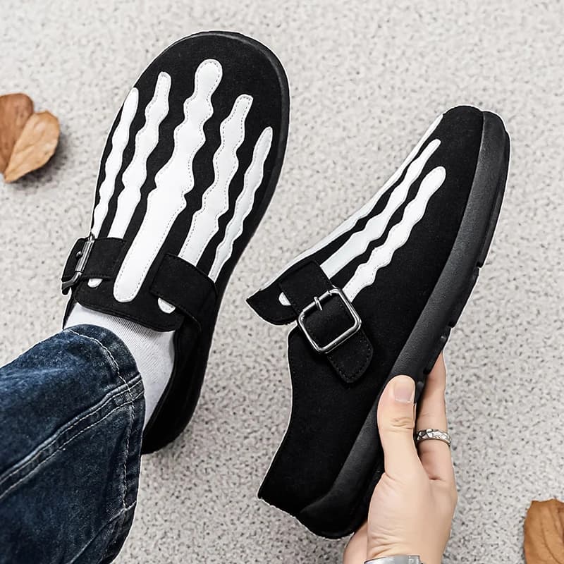 Ciabatte da uomo slip-on con stampa teschio, sandali casual senza schienale, stile street, per passeggiate quotidiane e comode ciabatte casual.