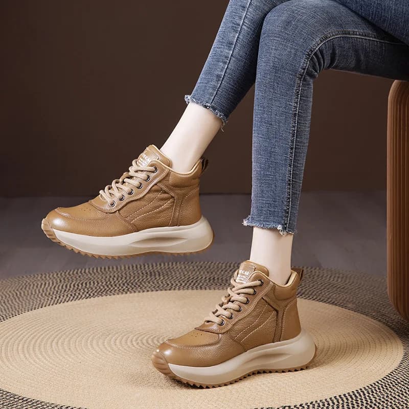 Sneakers alte in pelle color kaki con plateau da donna, design con lacci, punta tonda, suola antiscivolo dentellata, stivali casual con suola spessa