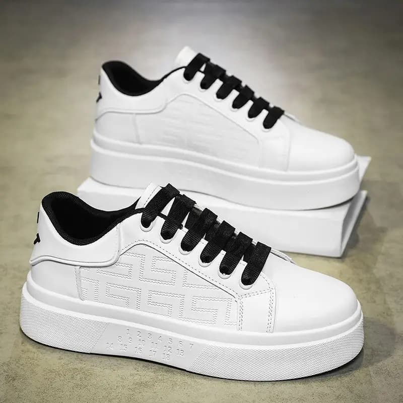 Scarpe casual da uomo 2025 Piattaforma di moda Sneaker Tendenza Scarpe da skateboard per uomo Sport Corsa Scarpe da tennis Zapatillas Hombre