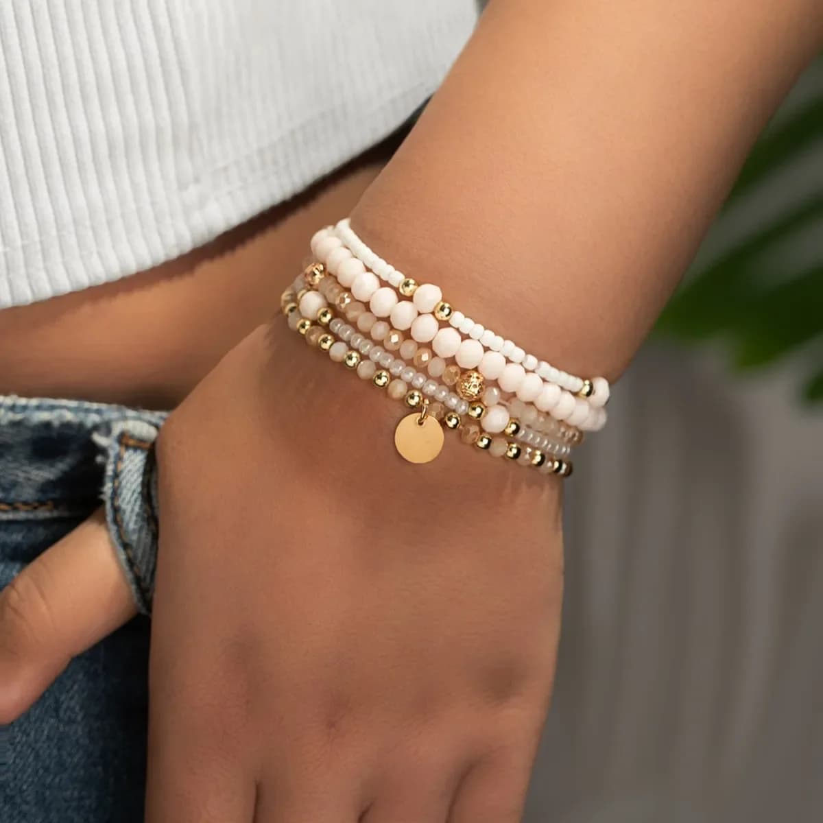 Set di braccialetti con perline in resina di moda da 5 pezzi per le donne, pezzo rotondo, fascino, perline elastiche, catena, cinturino da polso, gioielli per le vacanze femminili