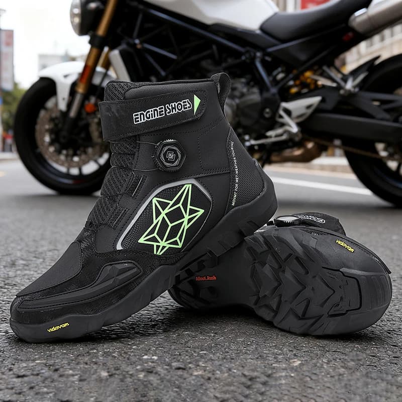 Men New Motorcycles Shoes Breathable Outdoor Non-Slip Resistant Ultralight Male Casual Luxury Lightweight Lace-Up Adult Sneakers