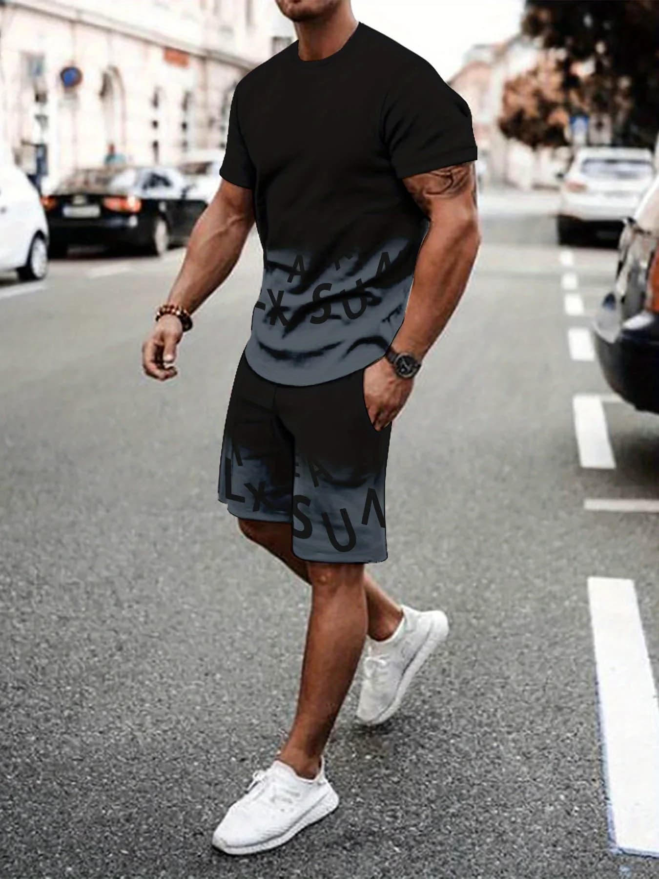 Pantaloncini T-shirt girocollo comodi e traspiranti con stampa sfumata di lettere estive da uomo alla moda, set di abbigliamento casual da esterno