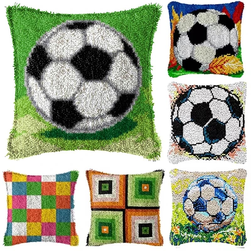Kit per Lavorazione a Uncinetto con Motivo Calcio: Cuscino, Federa, Tappeto, Ricamo, Foamiran, Tessuto in Tela, Cuscino Annodato