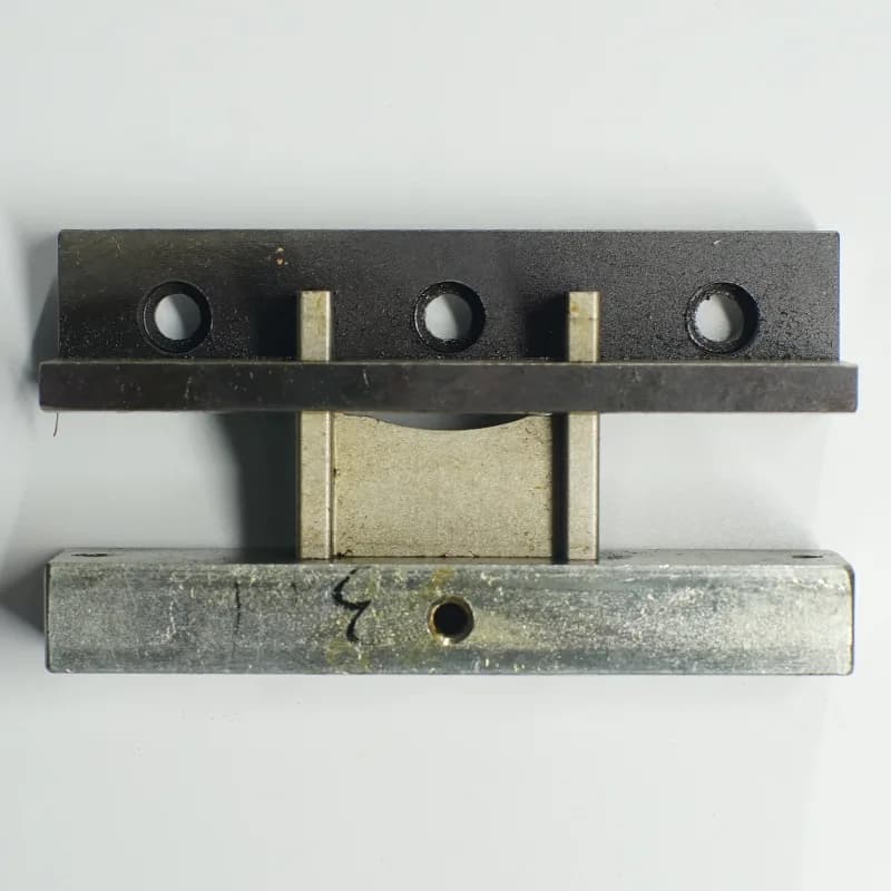 Fustellatrice a coltello per macchina da taglio a nastro, taglio di angoli arrotondati, punzonatura distintivo Smusso in velcro taglio semicircolare forma speciale
