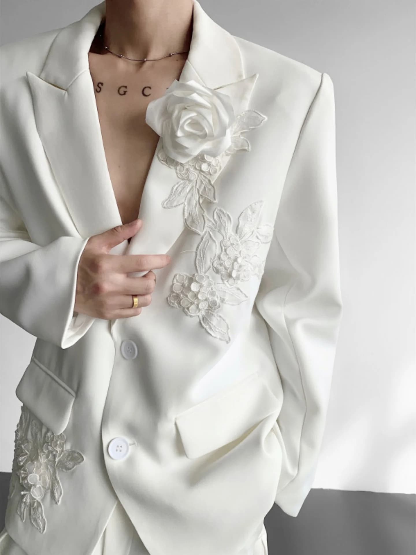 White Casual Thin Suit Jacket for Men Embroidered Performance Outfit Wedding Ceremony Daily Wear Anti-Wrinkle Polyester