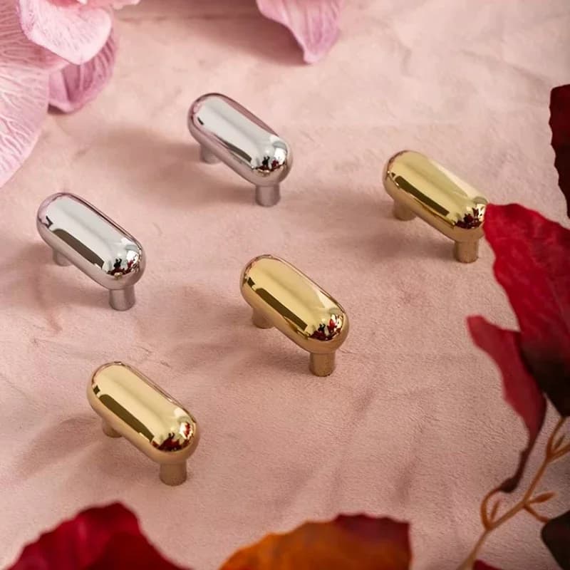 Maniglie per Armadietti e Cassetti in Ottone Dorato Lucido, Maniglie per Mobili e Cassetti con Foro da 25mm, Maniglie di Lusso per Mobili