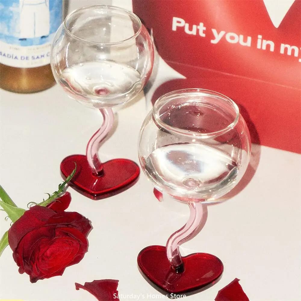 Tazza da calice in vetro con fondo a cuore rosso tazza da vino rosso Champagne tazza da Cocktail in vetro borosilicato resistente al calore tazza da vino bordeaux