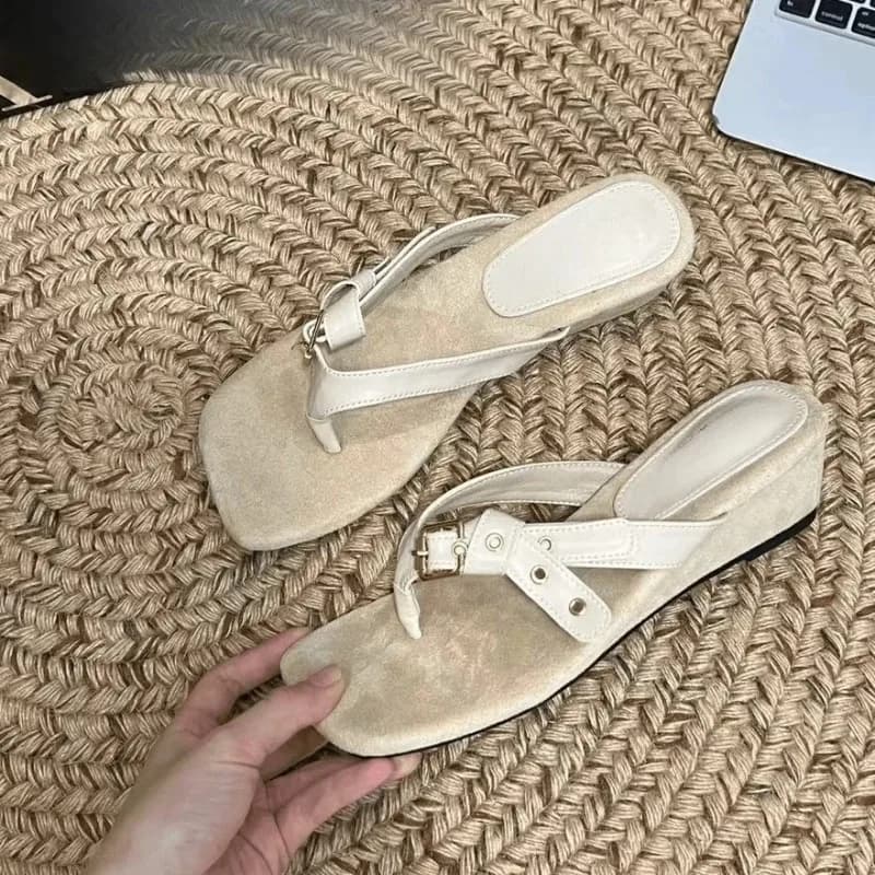 Infradito con zeppa e fibbia estiva da donna, punta tonda, con clip sulle dita, per esterno, scarpe da spiaggia