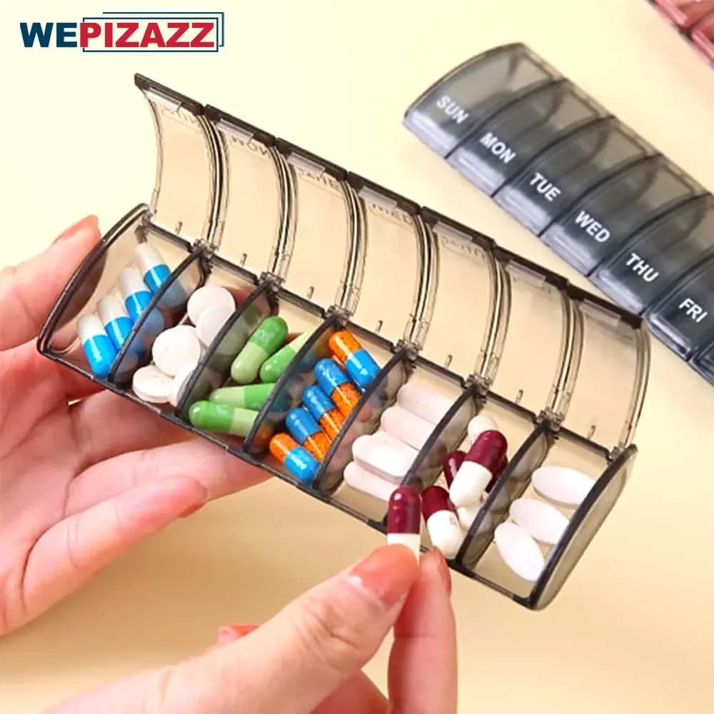 7-day pill holder, daily pill holder for vitamins, pills for medicinal supplements, fish oil, small weekly pill holder