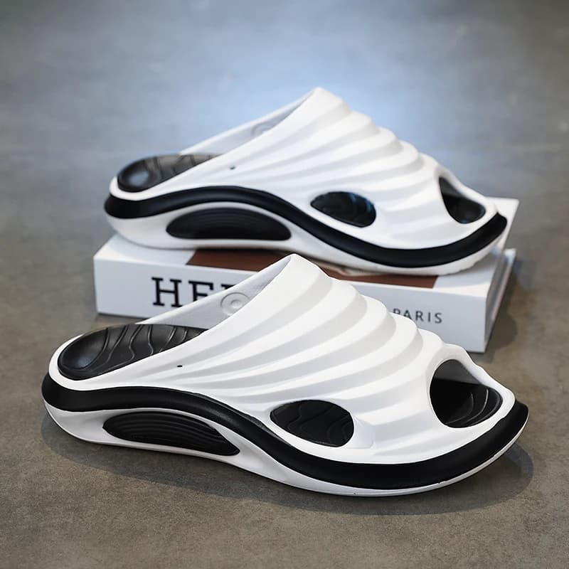 2026 New Men Massage Slippers Slides Indoor Outdoor Sandals Beach Casual Shoes Comfortable Sole Men's Slippers Big Size 36-45