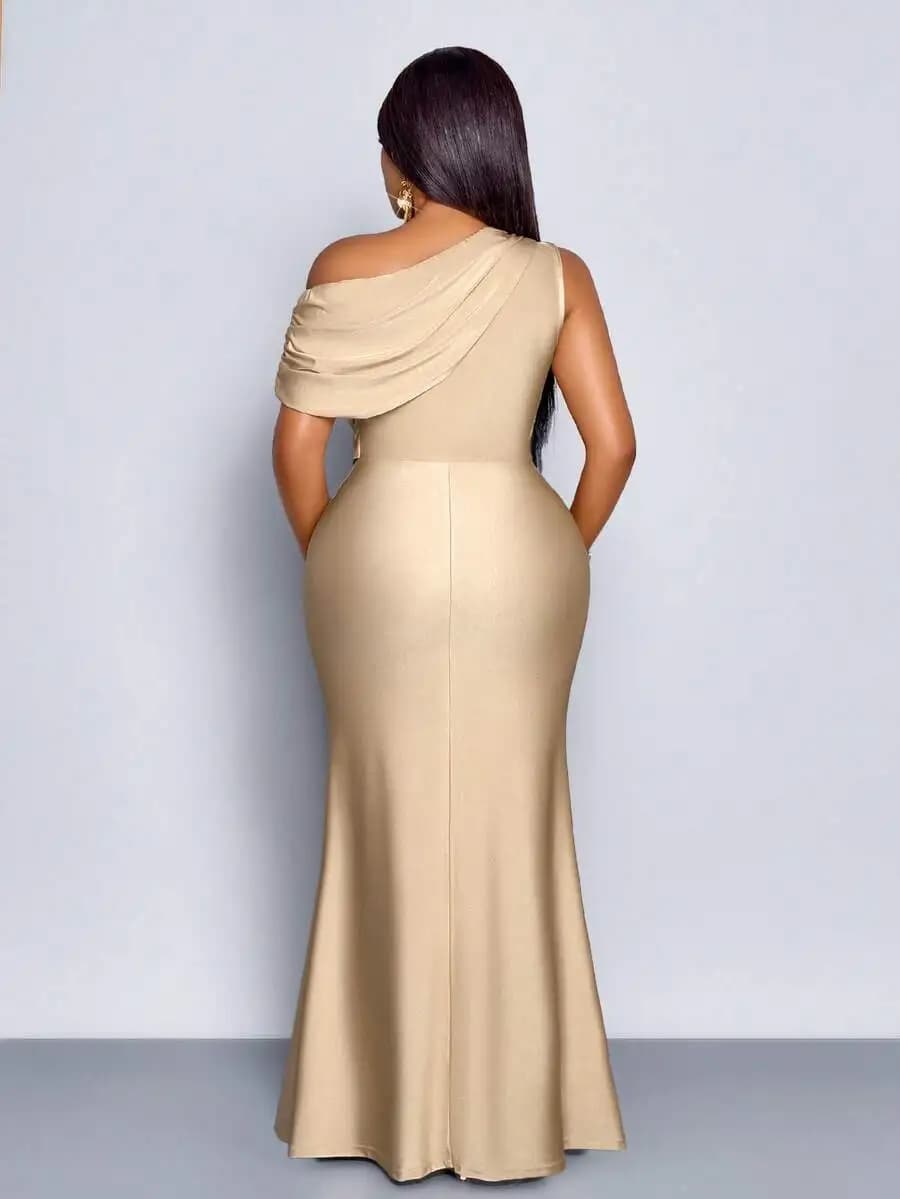 Elegante Abito Lungo Asimmetrico Color Albicocca Senza Spalline a Sirena per Donna, Ideale per Feste, Serate Formali e Cerimonie Nuziali