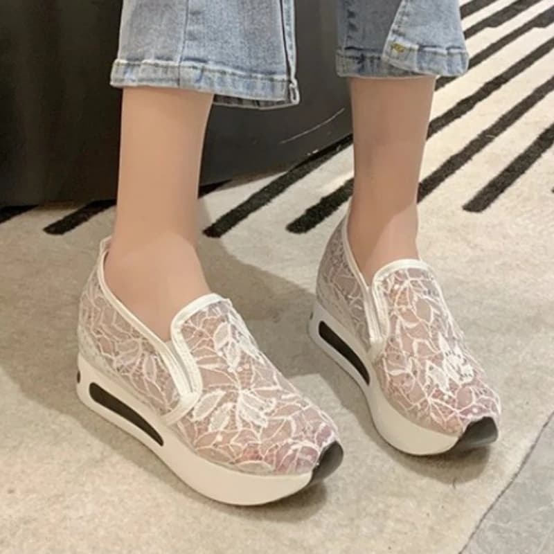 Scarpe Casual da Donna in Rete Traspirante, Nuove Sneakers Estive con Zeppa Interna per Aumentare l'Altezza, Slip-on Comode per Studentesse