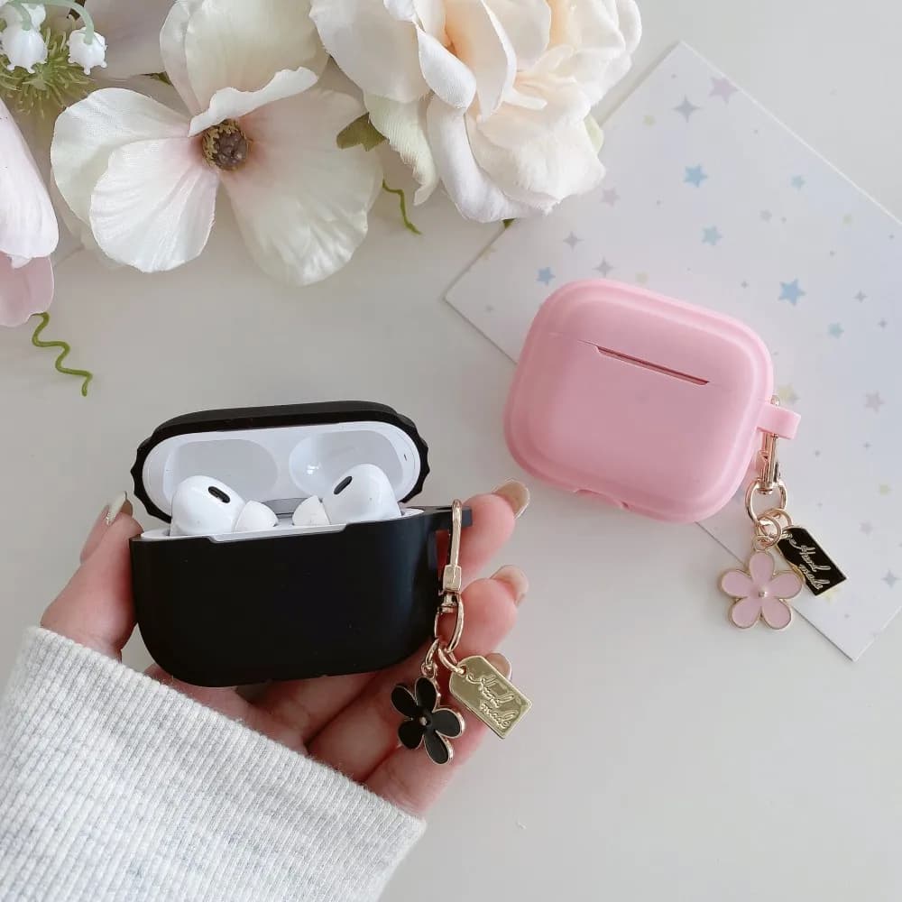 Fundas For AirPods 4 3 2 1 Pro2 Case With Flowers Keyring Headphone Coque For AirPods Pro 2 2nd Gen Custodie Cover Love Pendant