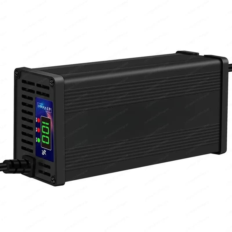 Caricabatterie Rapido Intelligente per Batterie Li-ion/LiFePO4 84V8A - Alta Potenza 8A con Scocca in Alluminio, Rilevamento Automatico della Tensione e Protezione