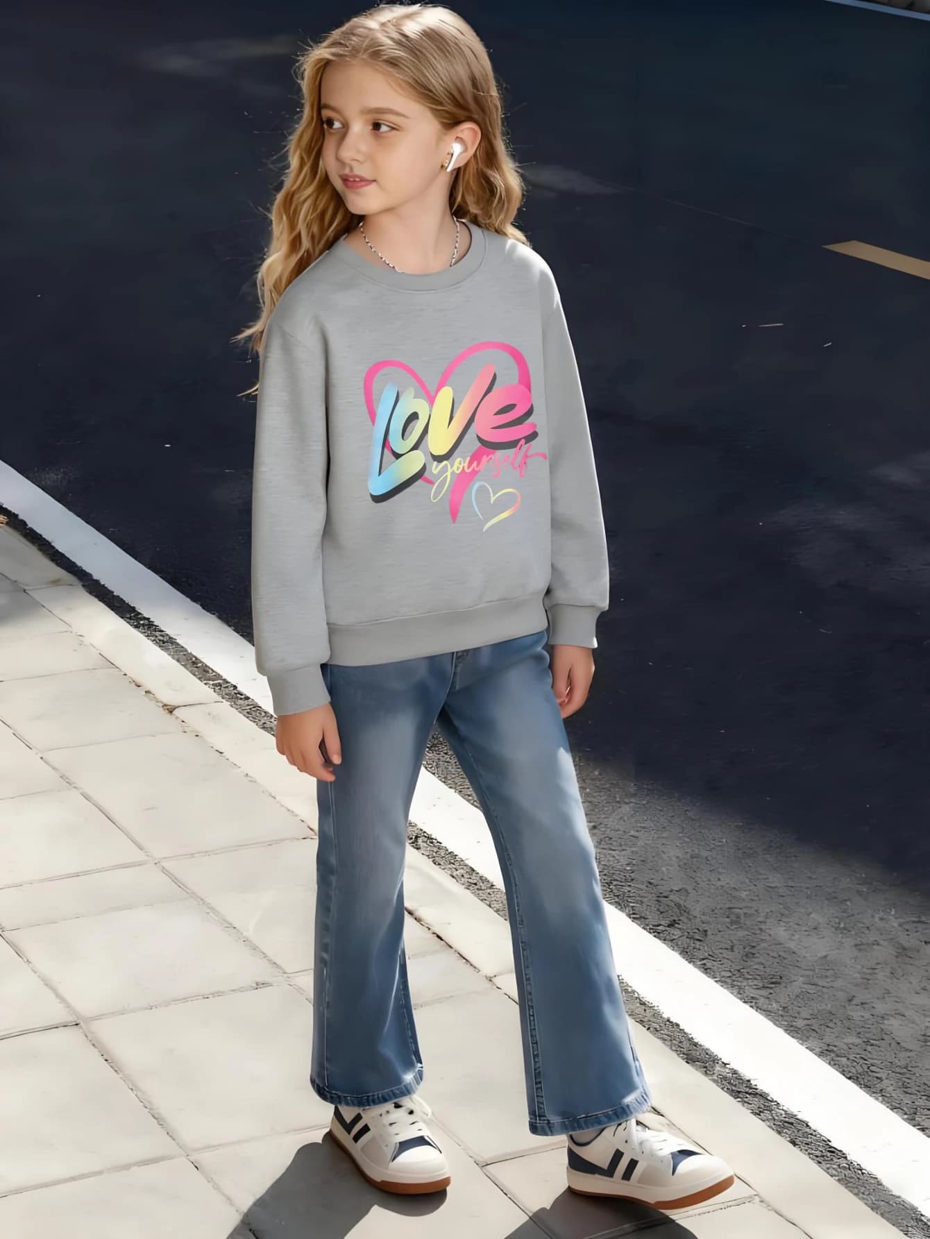 Felpa in cotone per bambini Love Yourself Design a cuore sfumato arcobaleno per ragazzi e ragazze Stile dolce ispiratore quotidiano