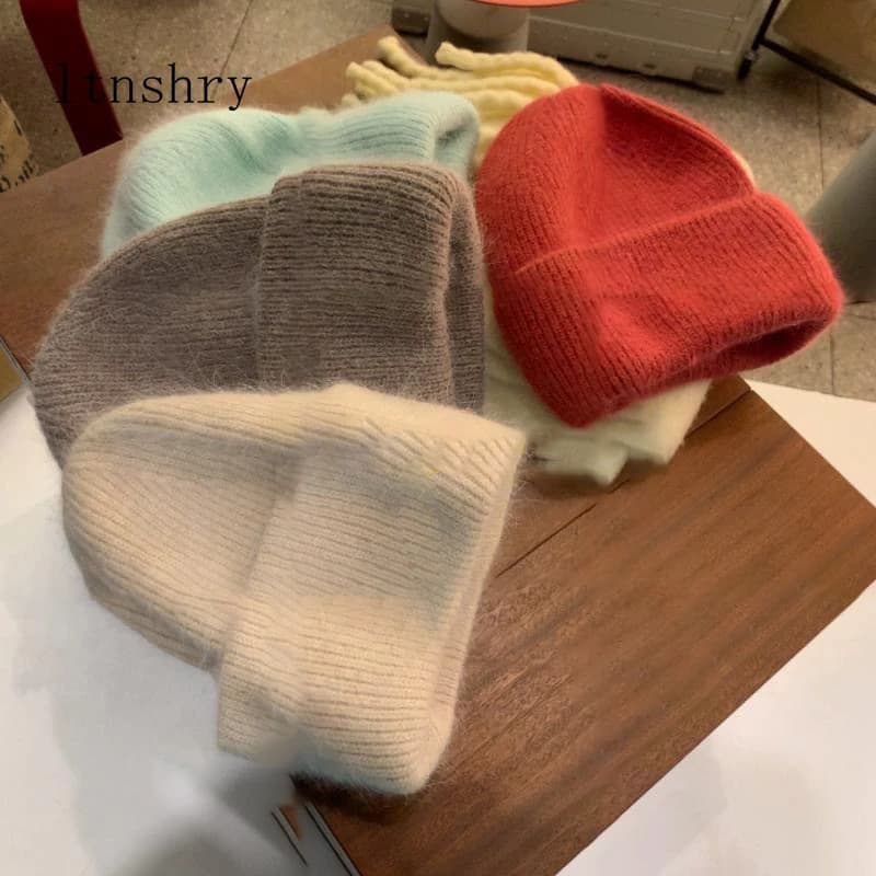 Berretti di pelliccia di coniglio Cappello invernale morbido caldo e soffice per donna Cappello lavorato a maglia angora Skullies Berretti Cofano femminile Berretto lavorato a maglia da donna