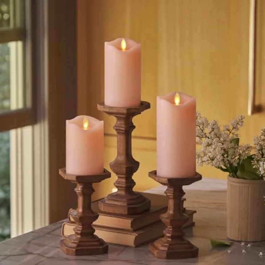 by Luminara - Candele a pilastro tremolanti a LED senza fiamma, alimentate a batteria - Set da 3 - Decorazioni per interni ed esterni sicure
