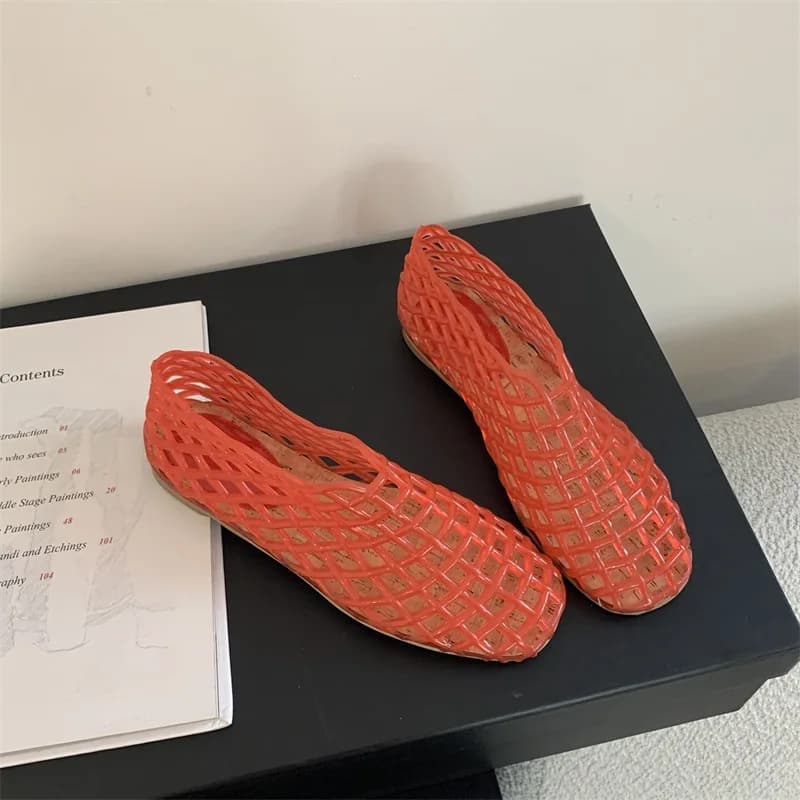 2025 Nuovi sandali piatti da donna con borsa Baotou estiva traspirante in PVC cavo e sandali casual in gelatina