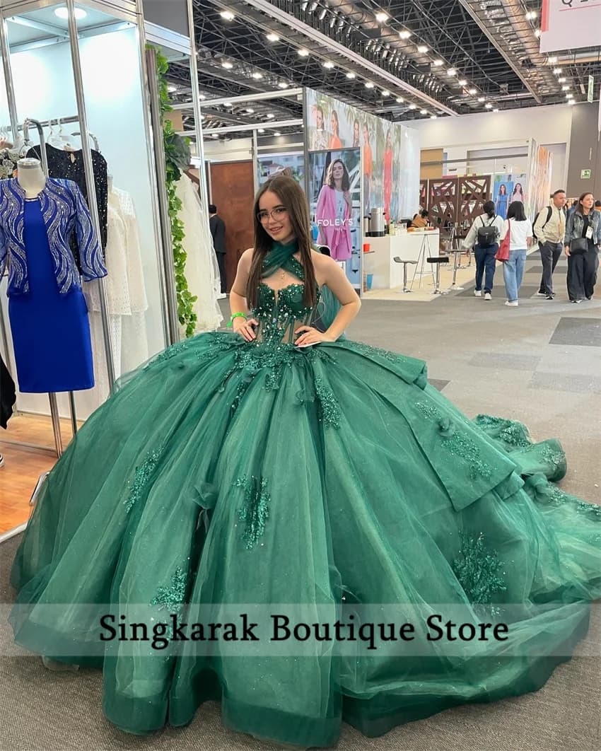 Abito da ballo verde di lusso con spalle scoperte Appliques Perline di fiori Abiti stile Quinceanera Abiti da festa di compleanno 15 De Anos personalizzati