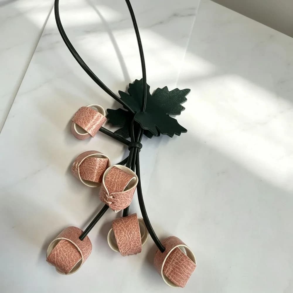 Key Chain Grape Shape Leather Pendant Weave Hanger Grape-shaped Skewer Keychain Handmade Fashion Pu Fruit Bag Charm