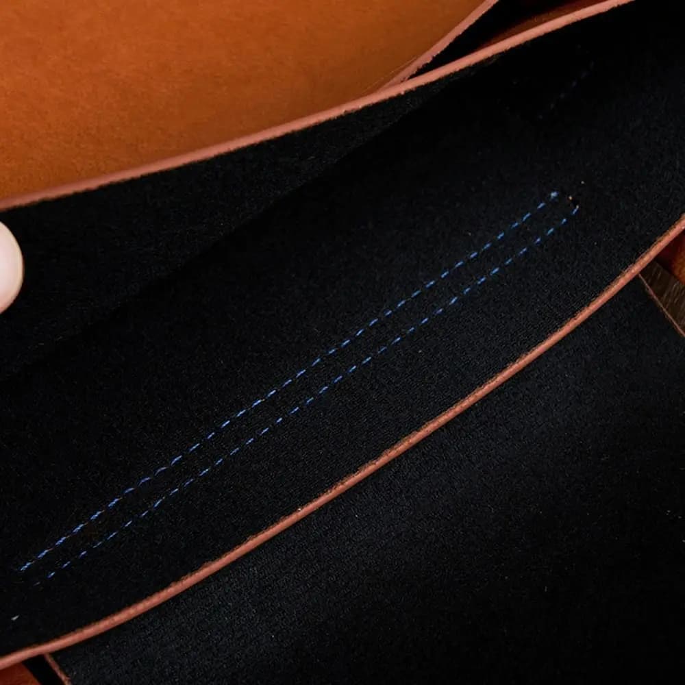 Borsa Portadocumenti in Pelle A4 di Grande Capacità con Bottone Magnetico, Cartella Portadocumenti a Doppio Strato Rinforzata, Elegante e Semplice Valigetta Professionale