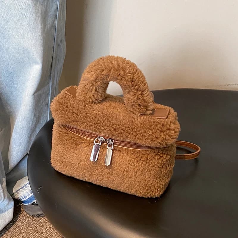 Lamb Wool Handbag For Women 2025 Winter Soft Fluffy Hand Bag Small Plush Crossbody Bag Zipper Purse Luxury Faux Fur Clutch Bag